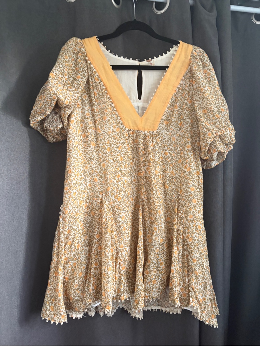 Free People Bali Coral floral print mini dress in a boho style - Picture 4 of 10